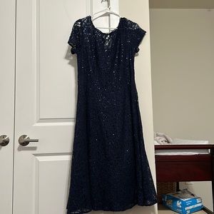 SLNY navy blue dress with sequence. Perfect for mother of the bride/groom.size14